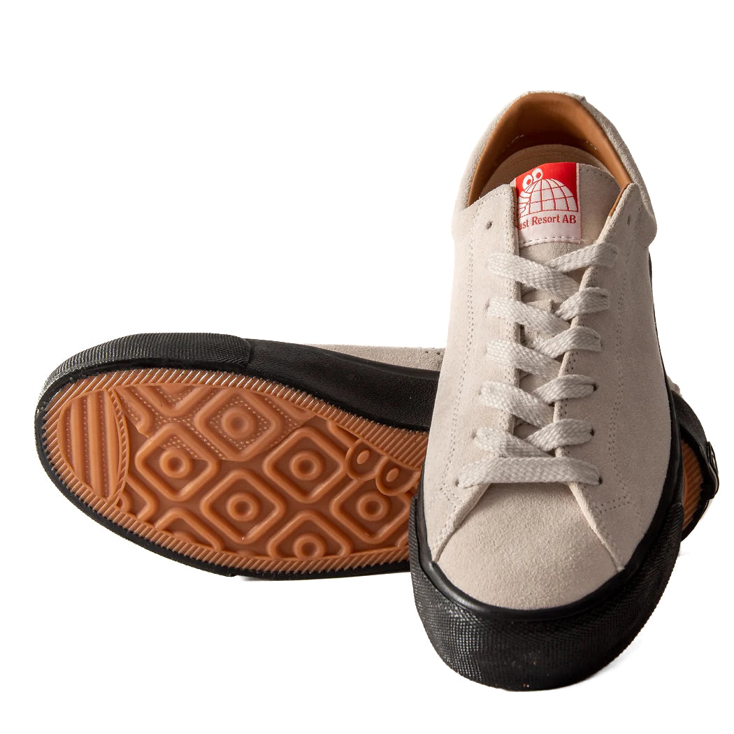 Last Resort AB - VM003 Suede (White/Black) *SALE – 303boards.com