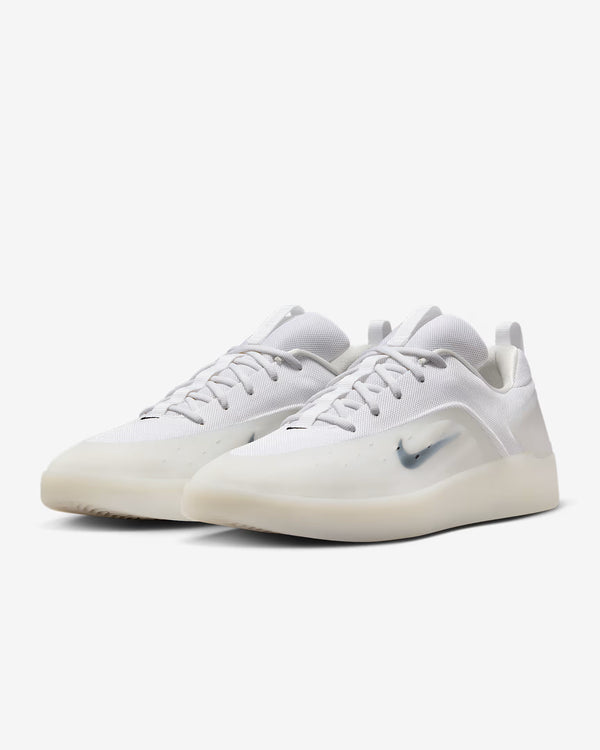 Nike SB - Zoom Nyjah 4 (White/White)