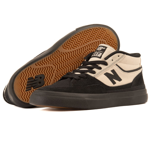 New Balance - 417 LHK (Black/Timberwolf) *SALE