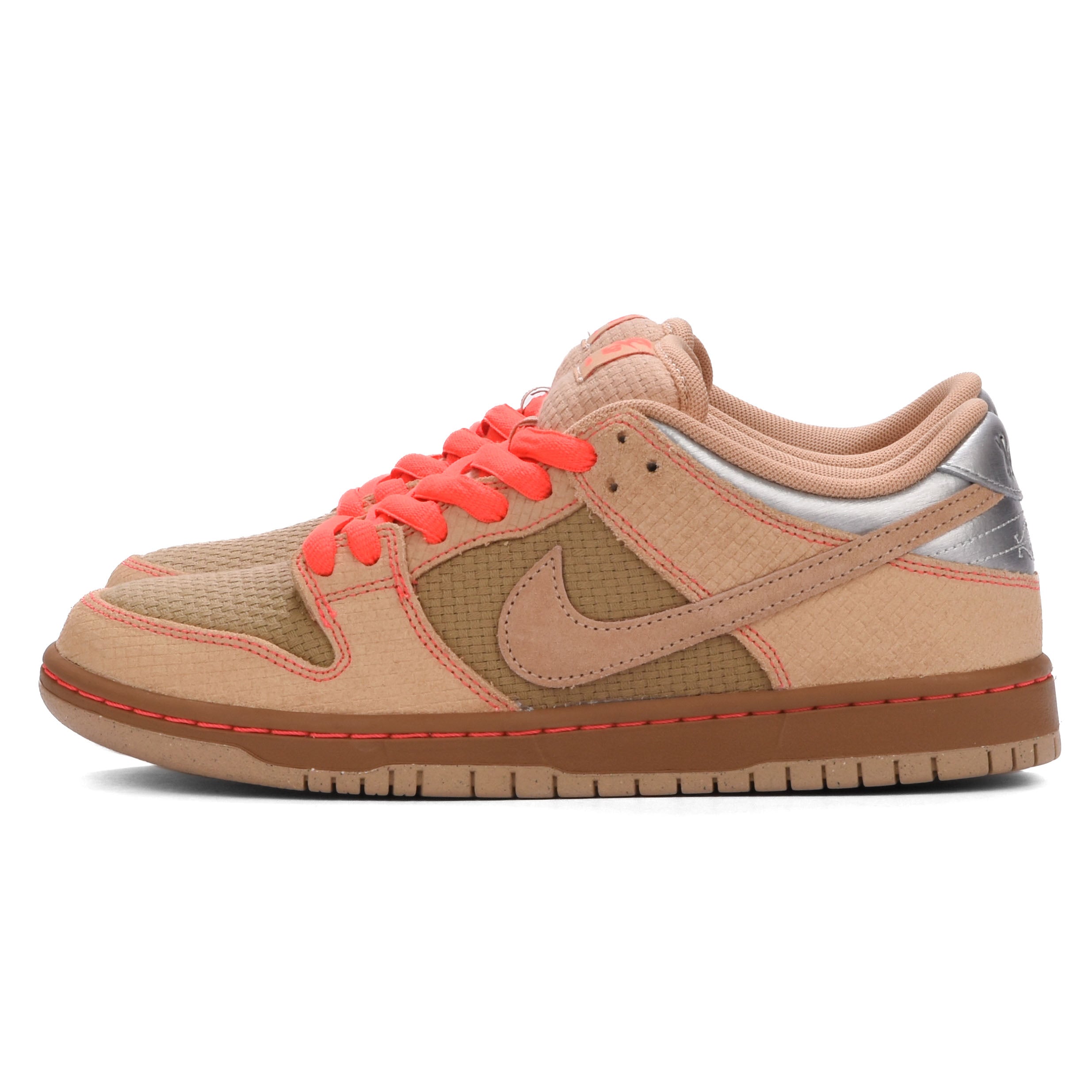 Nike SB - Dunk Low Pro (Canvas/Parachute Beige) – 303boards.com