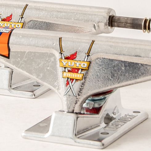 Venture - Yuto Pro Hollow Light Trucks (5.2Lo/5.6)