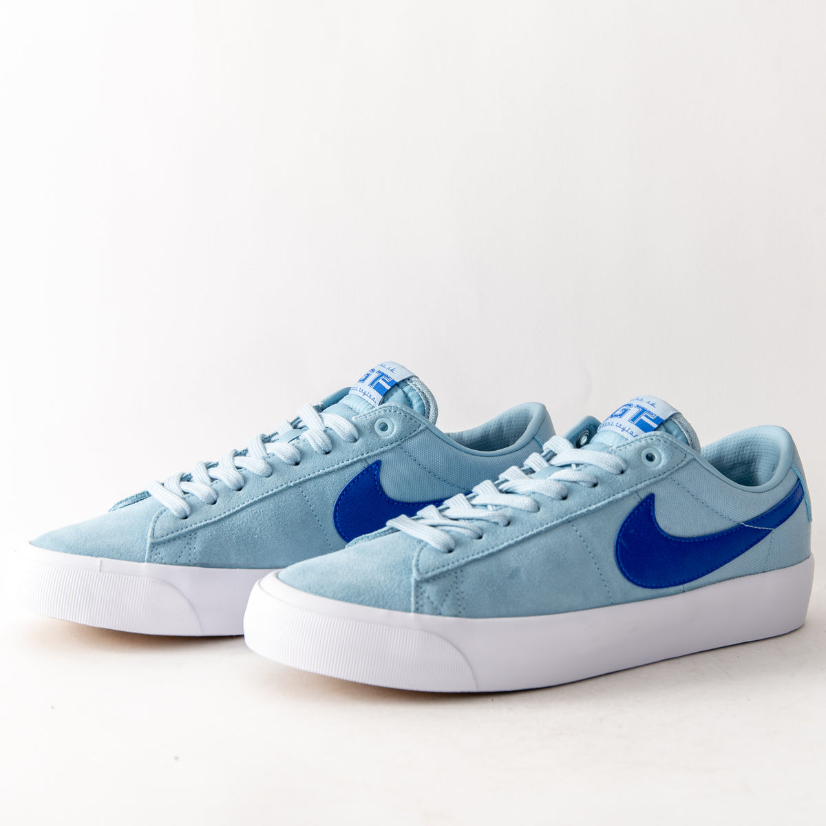 Wolf in schaapskleren Serena campagne Nike SB - Zoom Blazer Low Pro GT (Boarder Blue/Racer Blue) *SALE – 303boards.com Wolf in schaapskleren Serena campagne Nike SB - Zoom Blazer Low Pro GT (Boarder Blue/Racer Blue) *SALE – 303boards.com