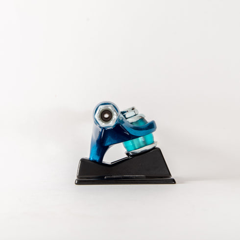 Thunder - Metallic Script Blue Hollow Light Trucks (147/149)