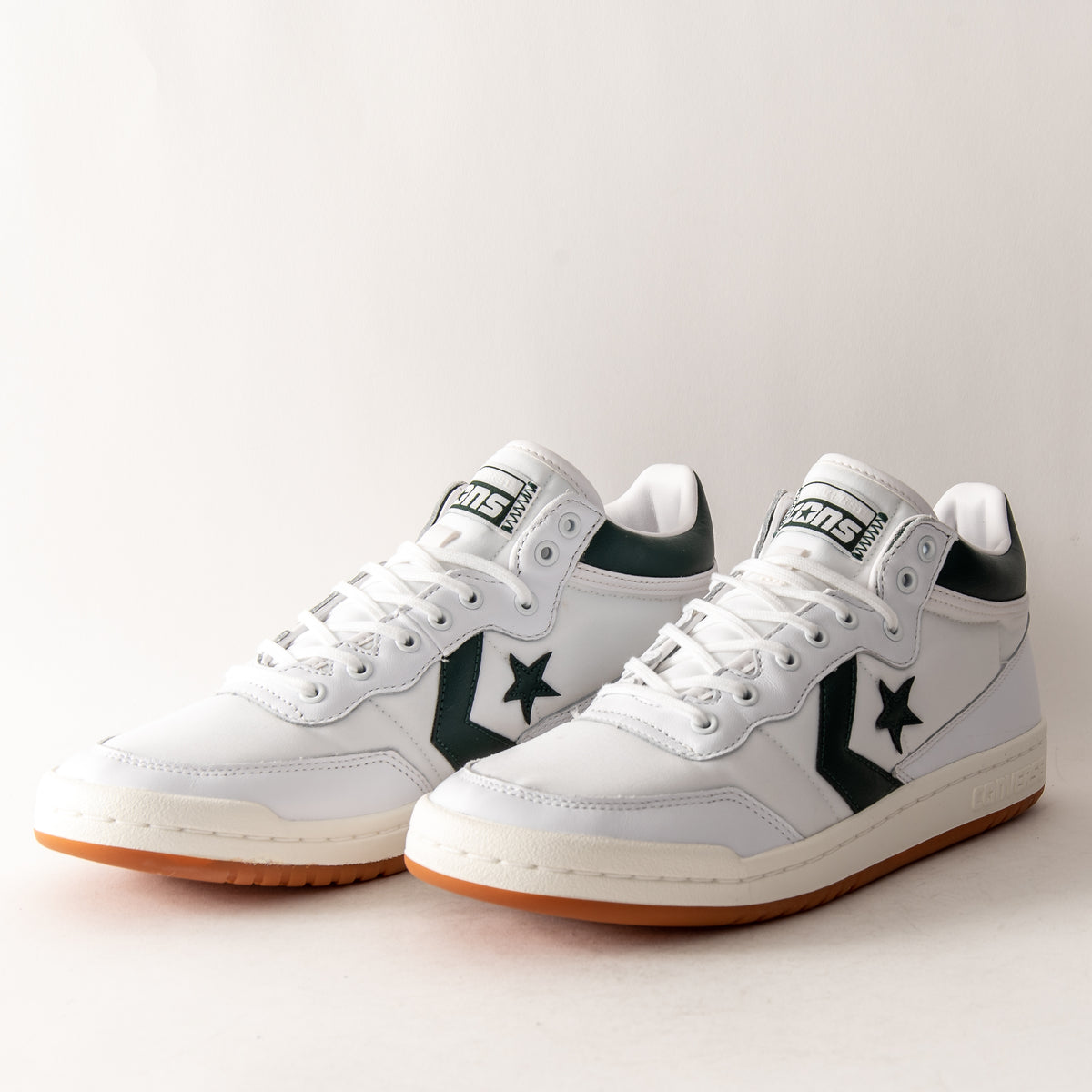 Cons Fastbreak Pro Mid White Deep Emerald 303boards