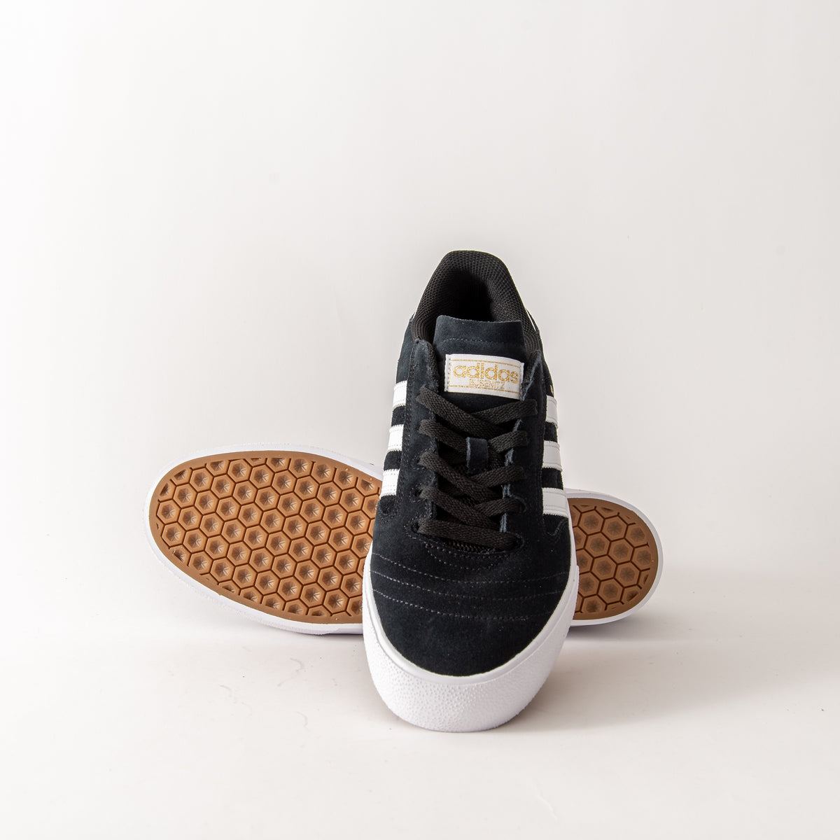 - Busenitz Vulc II (Black/White) – 303boards.com