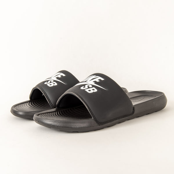 Nike SB - Victori One Slide (Black/White)
