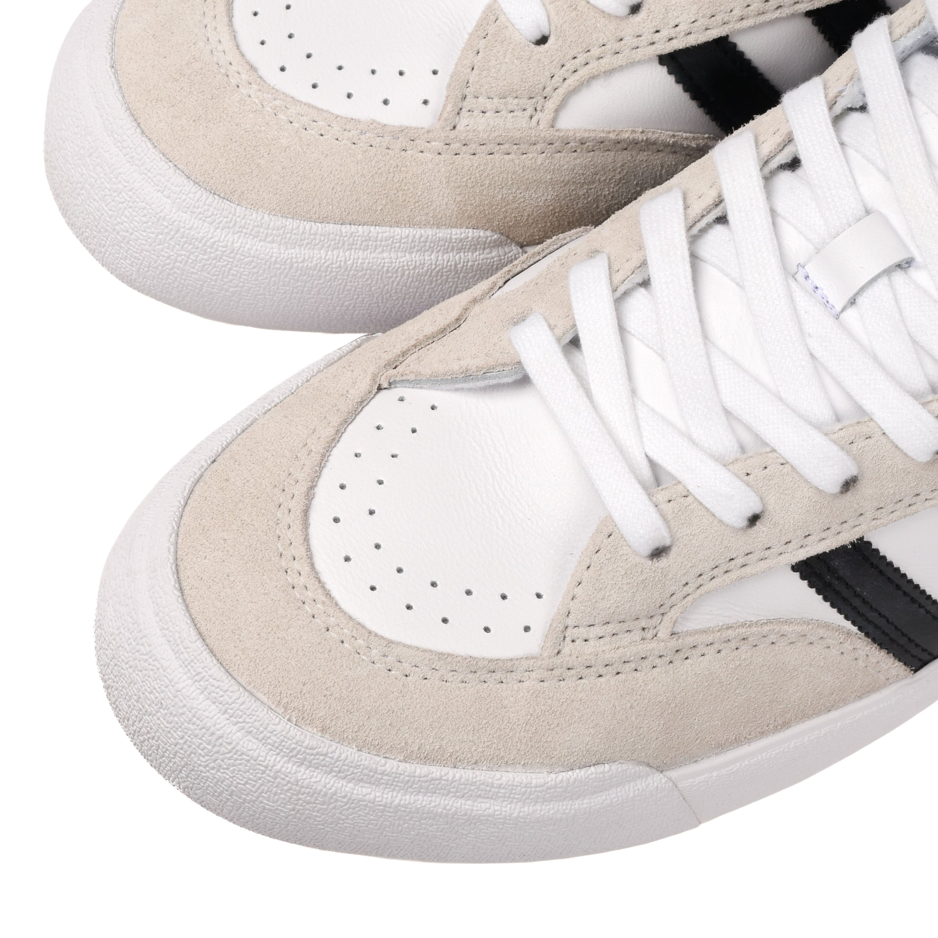 Adidas - Nora (Cloud White/Core Black/Crystal White)