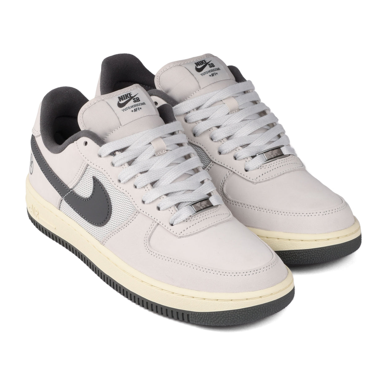 Nike SB - Air Force 1 x Yuto Horigome (White/Iron Grey-White-Coconut Milk)