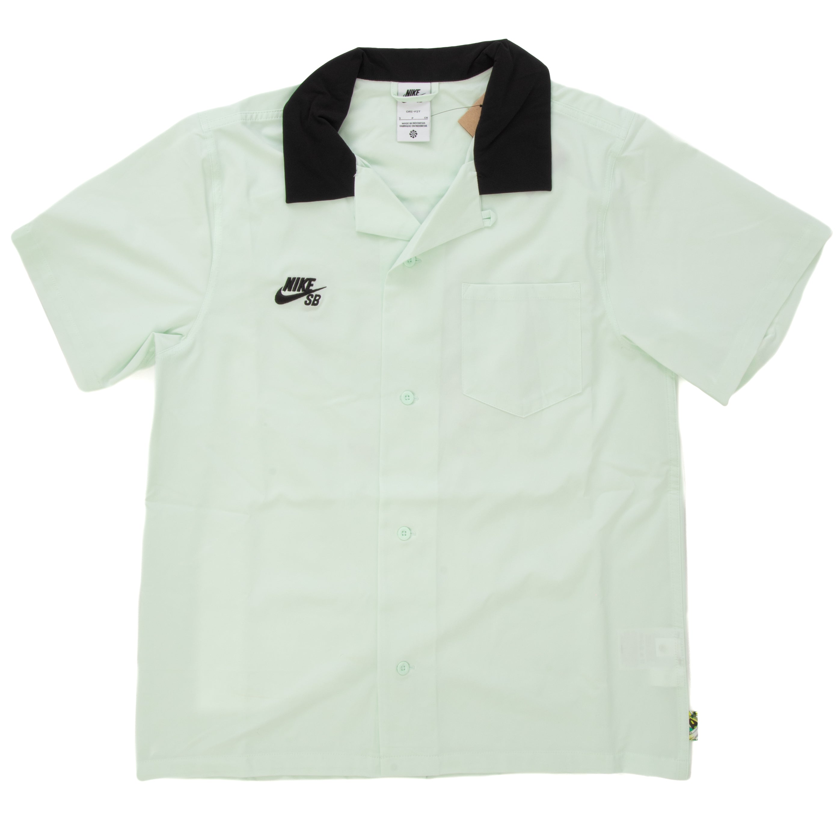 USA Nike SB ショートスリーブボタンアップボーラー　新品未使用品 新品 NIKE SB ショートスリーブボタンアップスケートボード