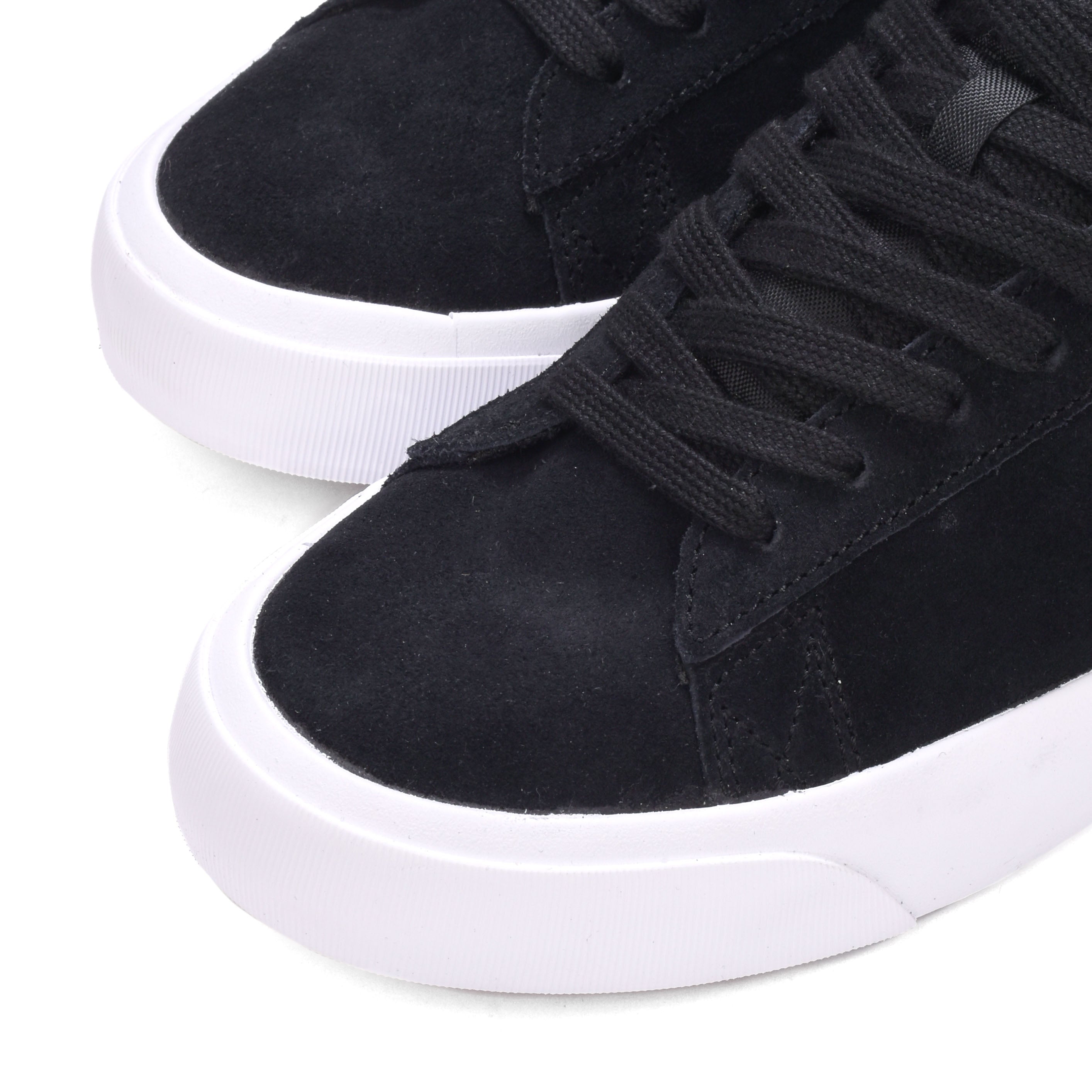 Nike SB - Zoom Blazer Low GT (Black/White) – 303boards.com Nike SB - Zoom Blazer Low GT (Black/White) – 303boards.com