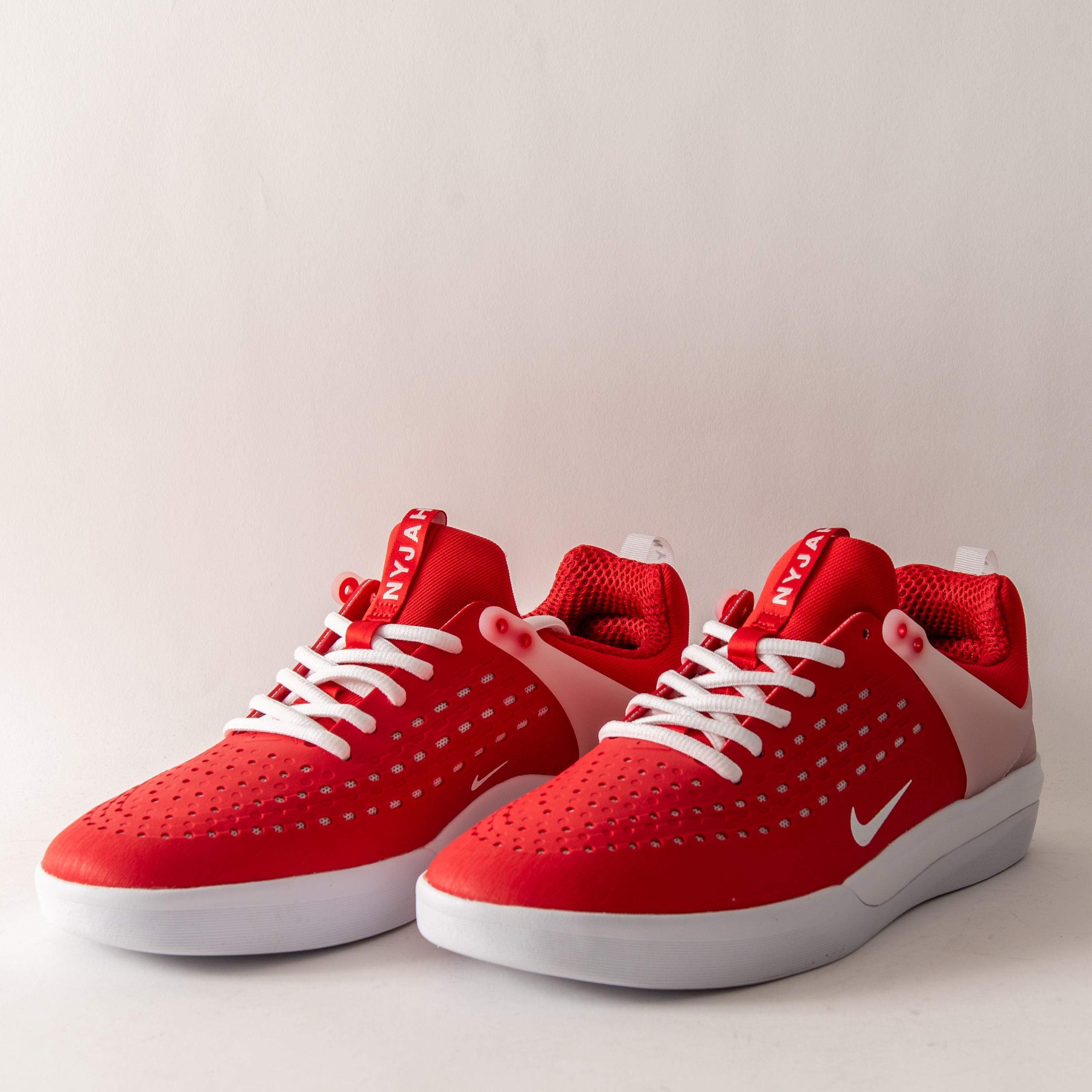 Nike SB - Zoom Nyjah 3 (University Red) *SALE