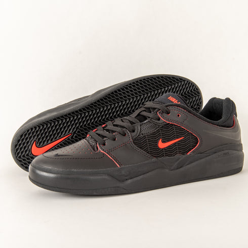 Nike SB - Ishod PRM L (Black/University Red/Black) *SALE
